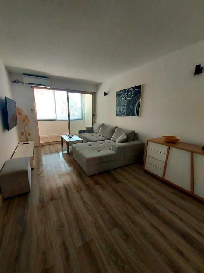 Appartement T3 Plein Centre Ville Le Lavandou Exterior foto